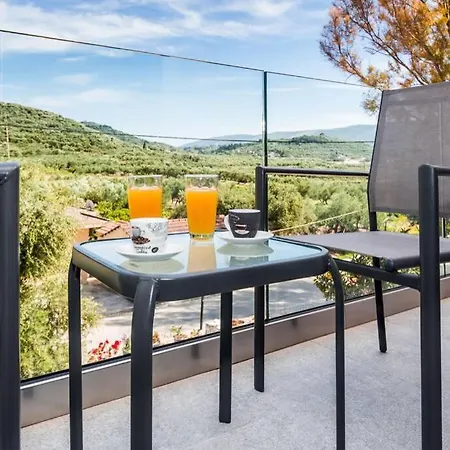 La Torre, Brand New Διαμέρισμα Αλυκανάς